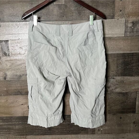 Arc'teryx Womens Cargo Hiking Shorts 6 - Picture 2 of 3